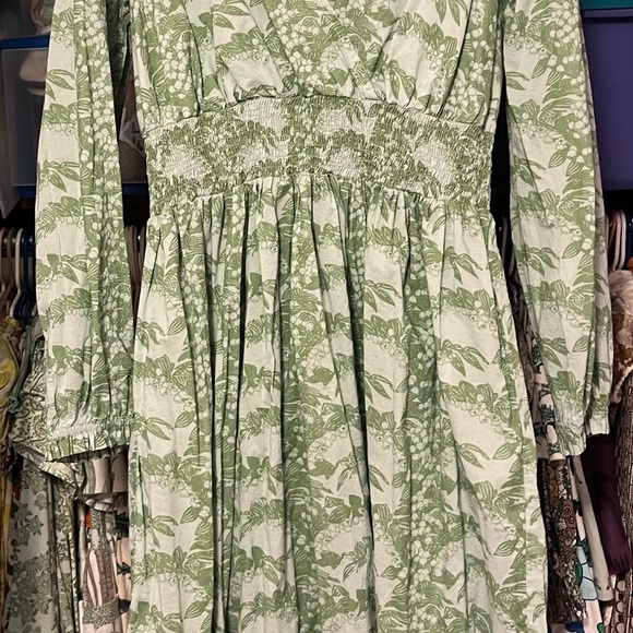 kate quinn Dresses & Skirts - Kate Quinn Women’s Large Green Lily Dress